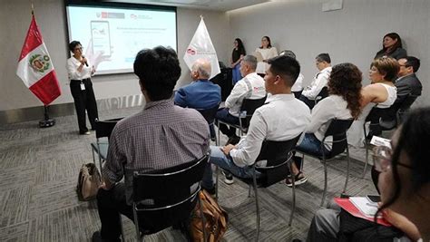 Escuelas Bicentenario Organiza Conversatorio Para El Programa Semillero