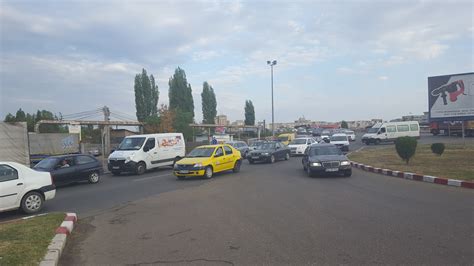 Un accident cu două TIR uri a paralizat traficul la ieşirea din Buzău