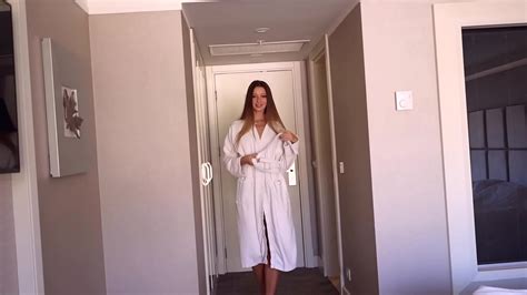 Oil Covered Babe Fucked Hard XNXX