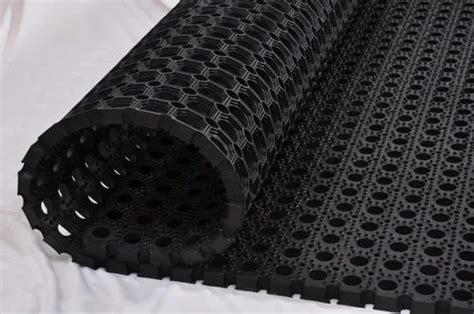 Plain Black Rubber Mat, Thickness: 8mm at Rs 750 in Jalgaon | ID ...