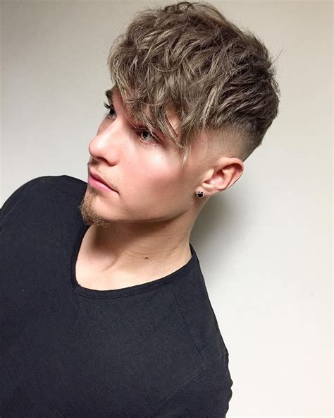 Faded And Disconnected Fringe Hairstyles Mens Hairstyles Short Square Face Hairstyles Smart