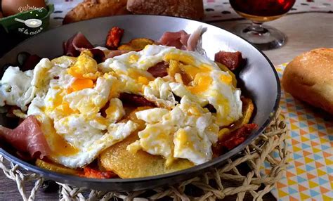 Huevos Rotos Con Patatas Y Jamón Disfrutando De La Cocina