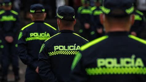 Atención Seis policías resultaron heridos tras caer en campo minado