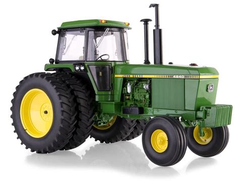 John Deere® SoundGard™ Cab