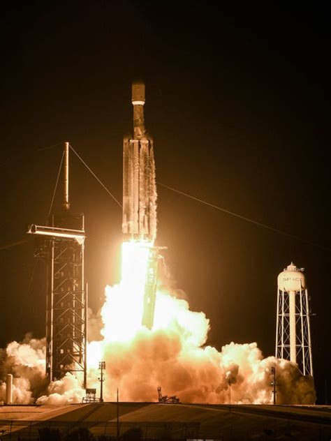 Photos Spacex Launches Falcon Heavy Viasat 3 Mission From Kennedy Space Center