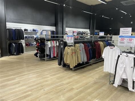 Magasin Degriffstock Scionzier déstockage de vêtements de marques à