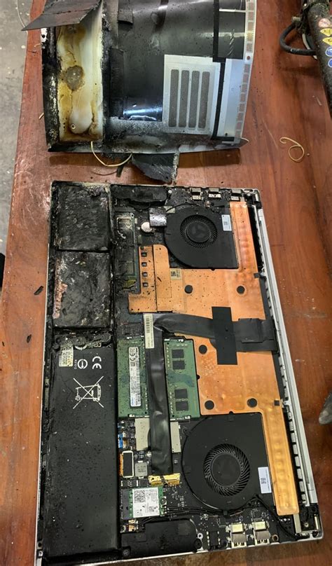 My Razer Blade 15 Advanced 2019 Just Exploded Rrazer