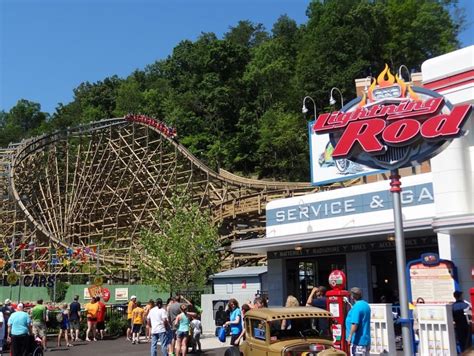 Rides At Dollywood Theme Park