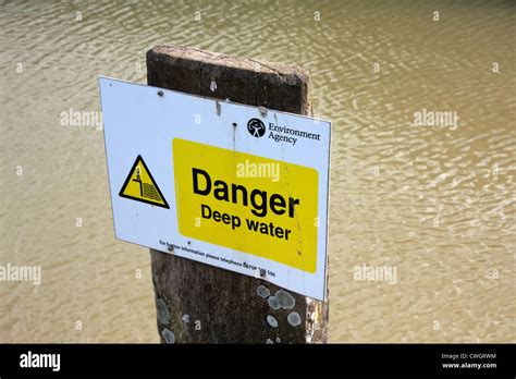 Danger Deep Water Sign Stock Photo Alamy