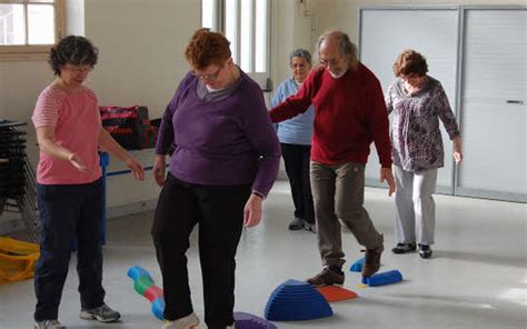 Seniors Des Ateliers Pour Pr Venir Les Chutes Le T L Gramme