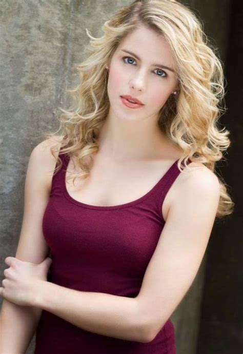 425 Best Emily Bett Rickards Images On Pholder Flarrow Porn Celebs