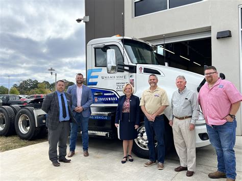 Wallace State showcases EV heavy duty truck, first of its kind sold in Alabama - 256 Today