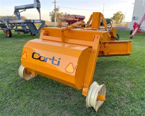 Cuchilla Niveladora Marca Corti Mod Terra 302 Año 2021 Agroads