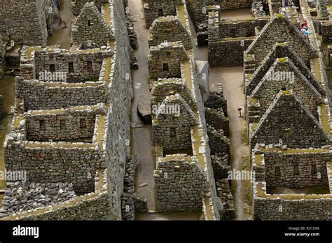 Houses at Machu Picchu 15th century Inca ruins (World Heritage Site ...