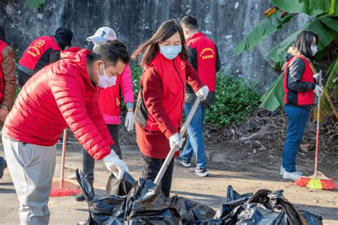 争创全国文明典范城市，自然资源人在行动！储备整治垃圾