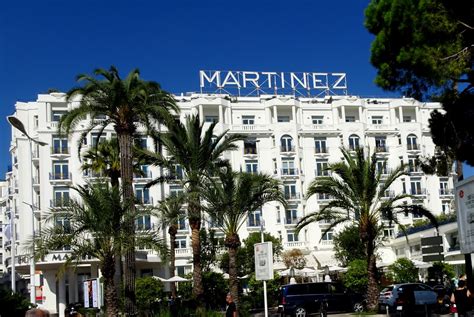 Fichier 4 73 boulevard de la Croisette Cannes 2018 Façade avec