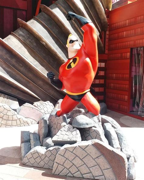 Mr. Incredible 💪#disneypixar #theincredibles2 #mrincredible # ...