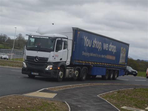 Tesco Yn Suu On Caernarfon Bypass Interested In Buying A Flickr