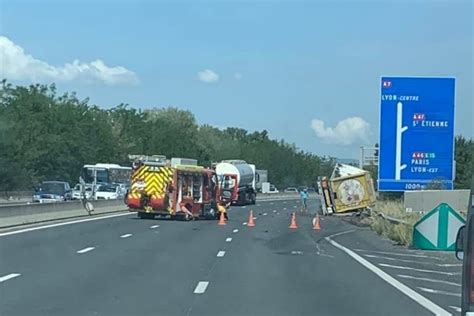 Grave Accident Sur L A L Autoroute Totalement Rouverte En Direction