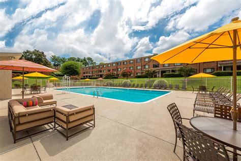 Amenities - Rollingwood Apartments - Located in Silver Spring, MD