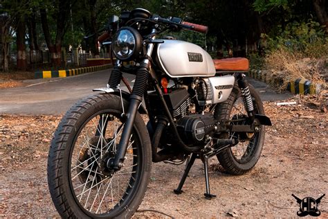 Modified Yamaha Rx Tarak Brat Caf Racer By Hindustan Customs