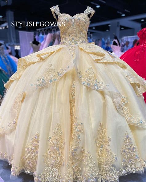 Sweetheart Ball Gown Quinceanera Dress Beaded Birthday Party Gown