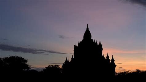 bagan bagan  sunset lisa de vreede flickr