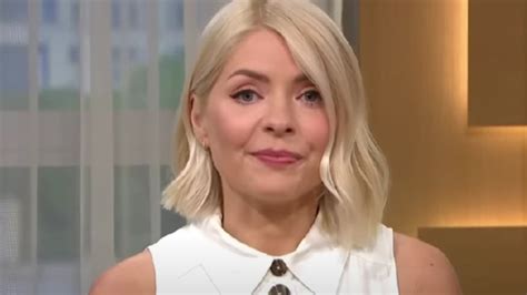 Holly Willoughby Returns To This Morning After Phillip Schofield Affair