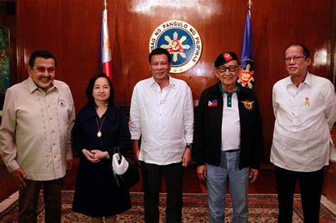 Palace Duterte Mulls Meeting With Ex Presidents Over West Philippine