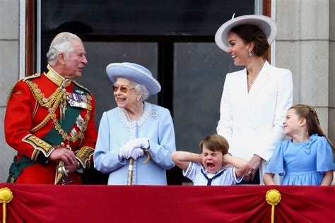 Jubil D Elizabeth Ii On Sait Enfin Ce Qu A Dit La Reine Au Prince