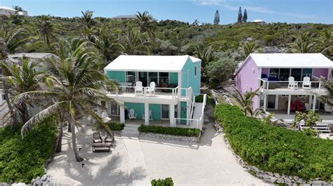 3/3 Oceanfront Villa - New Listing • Long Island, Bahamas Real Estate