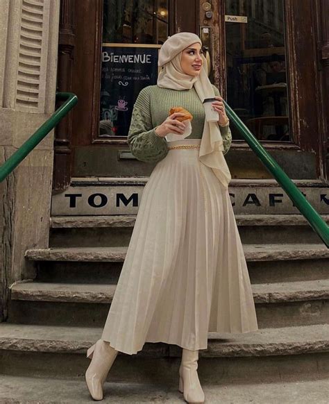 21 Modest Ways To Style Long Pleated Skirts With Hijab Fashion Zahrah