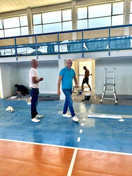 Lazzate Ha Rinnovato Il Palasport Il Saronno