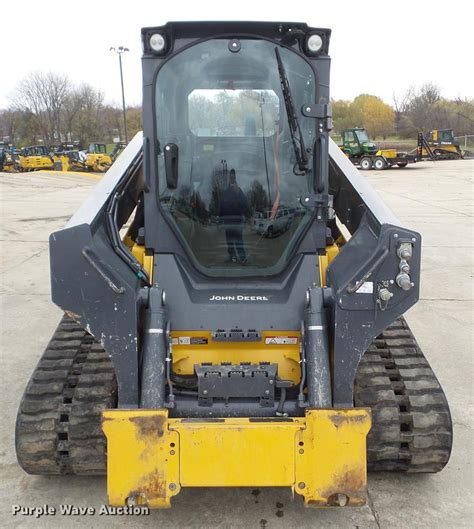 2017 John Deere 333G skid steer in Des Moines, IA | Item L5717 sold | Purple Wave