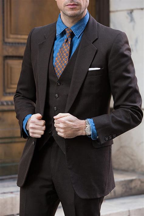 Dark Brown Suit Shirt and Tie Combinations - He Spoke Style