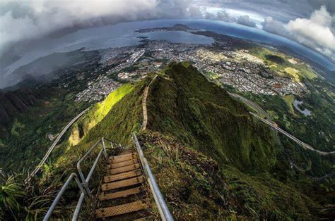 Stairway to Heaven, Oahu, Hawaii by liveon2013 on DeviantArt