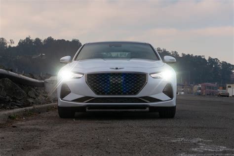 Genesis G70: Sport sedan sans sticker shock - CNET