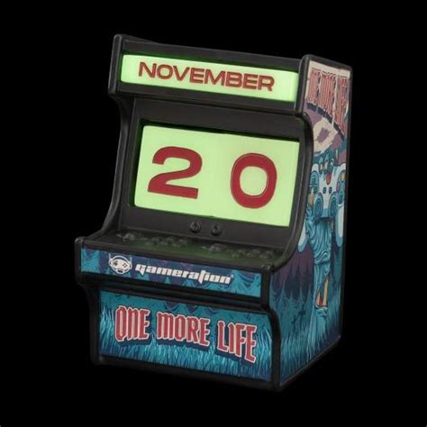 Gameration Arcade Resin D Perpetual Calendar Glow Shopforgeek