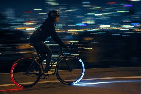 RevoLights Skyline - Bicycle Lighting System | The Green Head