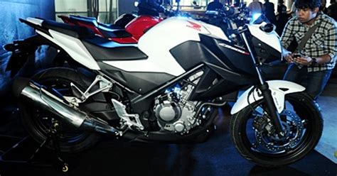 Honda CB300F ป 2015 ราคา 126 000 บาท Naked สบเดยวใหมลาสด