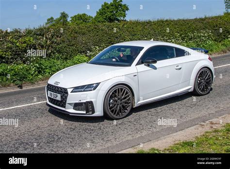 Audi tt black edition 2020 cars hi-res stock photography and images - Alamy