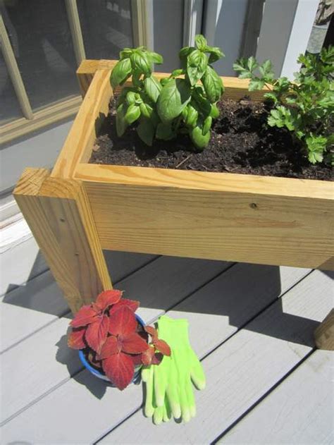 Scrap Wood Planter Box Pretty Handy Girl