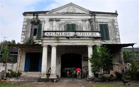 Gedung Kavallerie Artillerie Markas Pasukan Elite Legiun Mangkunegaran