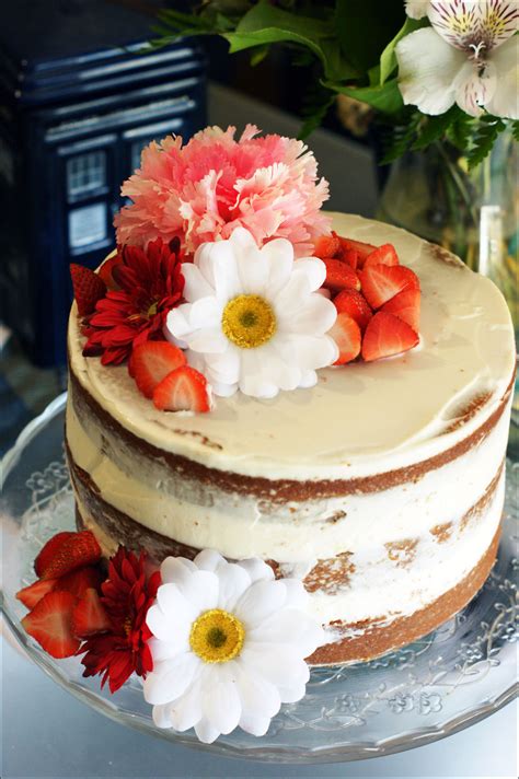 Naked Cake Vanille Fraise