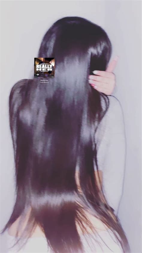 Pin by 𓊆 𓊈 ᧔᧓ 𓊉 𓊇 on abandoned Latina makeup looks Pretty latina Latina girl