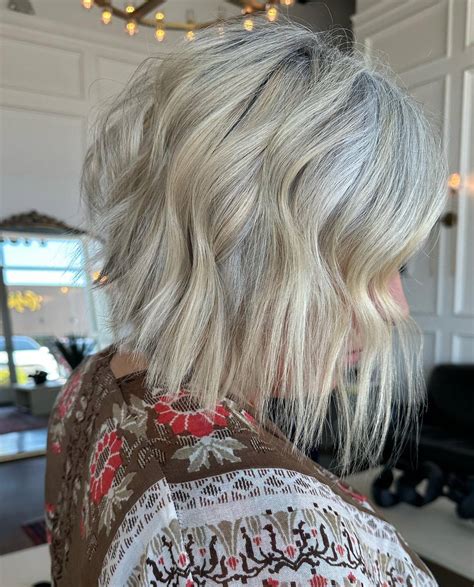 70 Fabulous Choppy Bob Hairstyles To Show Your Stylist In 2025