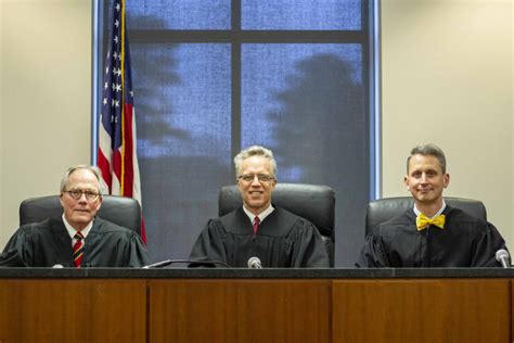 Fifth Circuit Court Of Appeals Hears Cases At Ole Miss The Daily