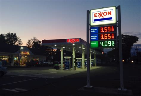 Exxon Exxon Gas Station Durham Ct 8 2014 By Mike Mozart Flickr