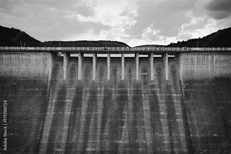 Rappbode Staudamm An Einer Talsperre Im Harz Stock Photo Adobe Stock