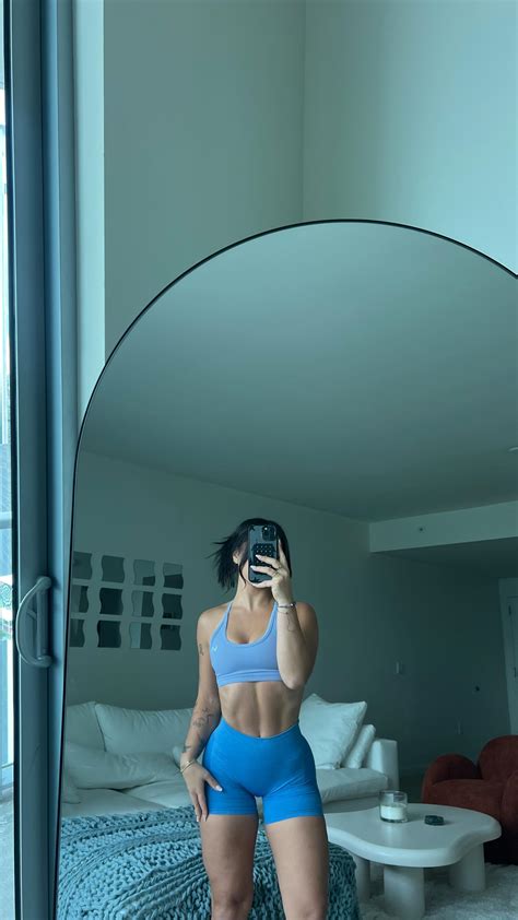 Nicole Doyon | it’s like my mind is working out too . . . . #workout #